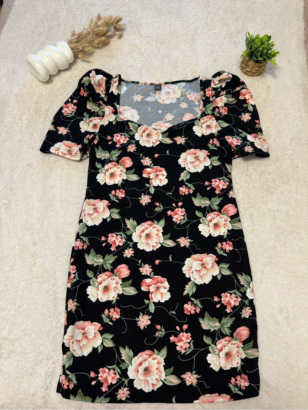 NEW Black Floral Puff-Sleeve Mini Dress Size XL